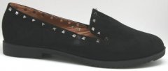SUPER PRIS!! Flot flad sort ruskindslook sko, med nitter i kanten. Str. 37, 38, 39, 40 og 41 OBS er lidt små i størrelsen